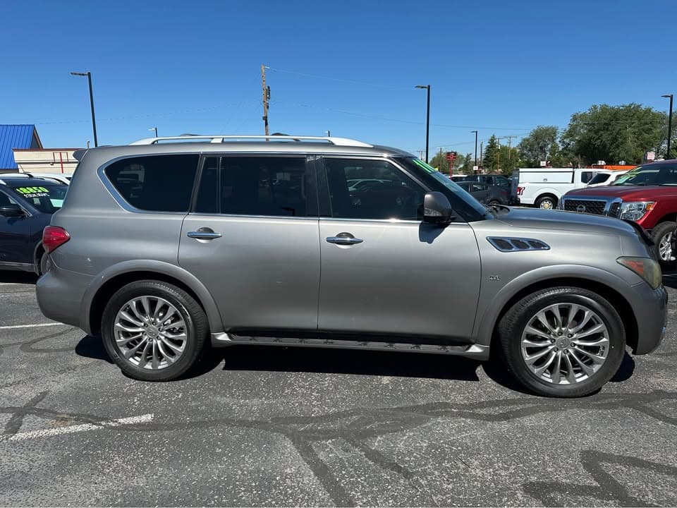 2015 Infiniti QX80 Premium Select thumbnail 3